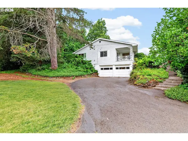 10065 SE Cresthill Rd, HappyValley, OR 97086
