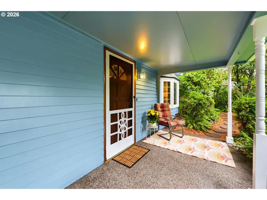 3740 SW Comus St, Portland, OR 97219 - #3