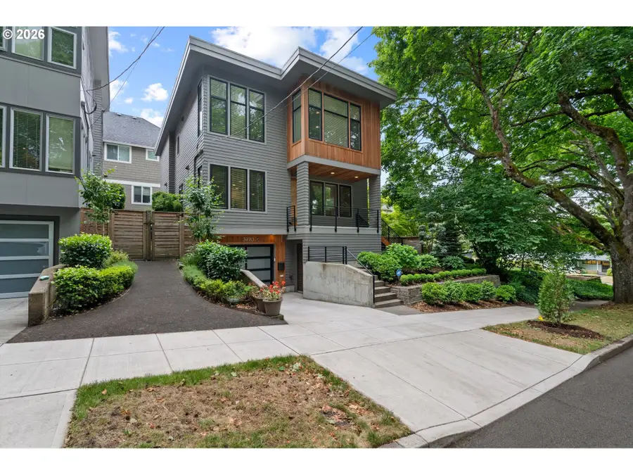 3970 SE Reedway St, Portland, OR 97202 - #3