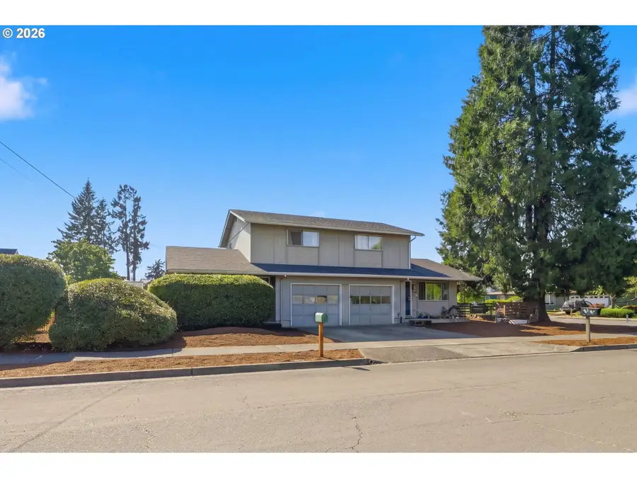 2018 Debra Dr, Springfield, OR 97477 - #3