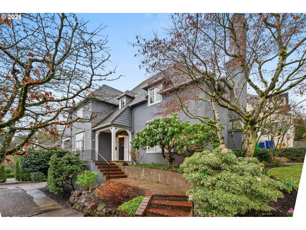 2300 SW 18th Ave, Portland, OR 97201 - #1