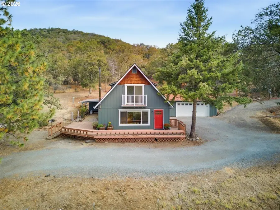1100 Sterling Creek Rd, Jacksonville, OR 97530 - #2