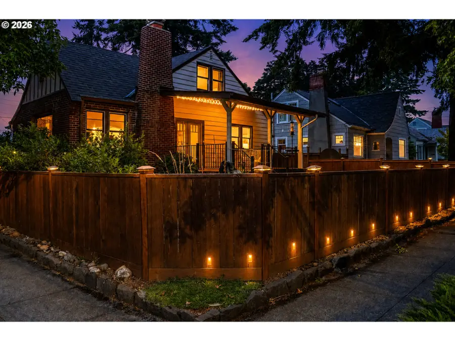 5735 NE Klickitat St, Portland, OR 97213 - #3