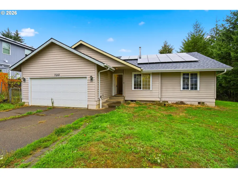 720 SW Pioneer Ct, Willamina, OR 97396 - #2