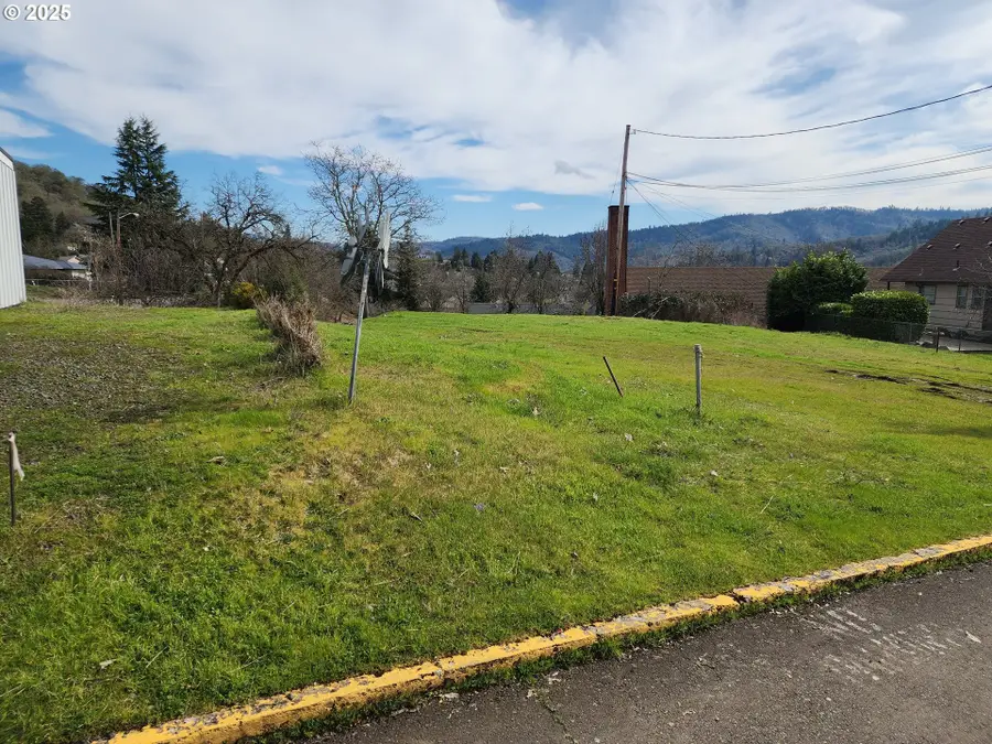 0 NE Klamath Ave, Roseburg, OR 97470 - Image #3
