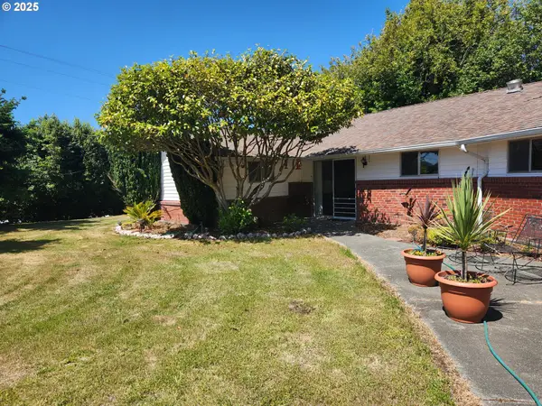 95169 Vista Loop, GoldBeach, OR 97444