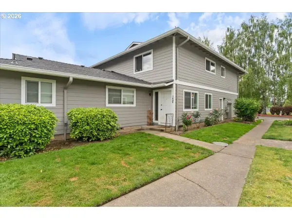 1649 NE Kane Dr, Gresham, OR 97030