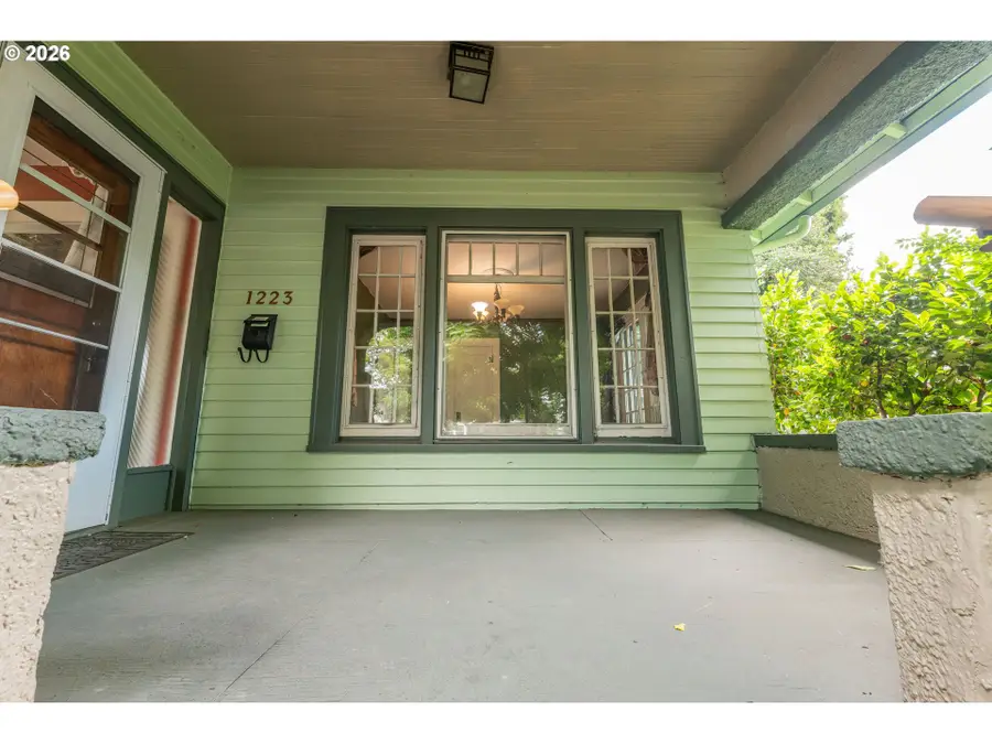 1223 Washington St, Eugene, OR 97401 - #2
