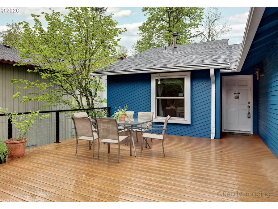 4035 SW Pomona St, Portland, OR 97219 - #2