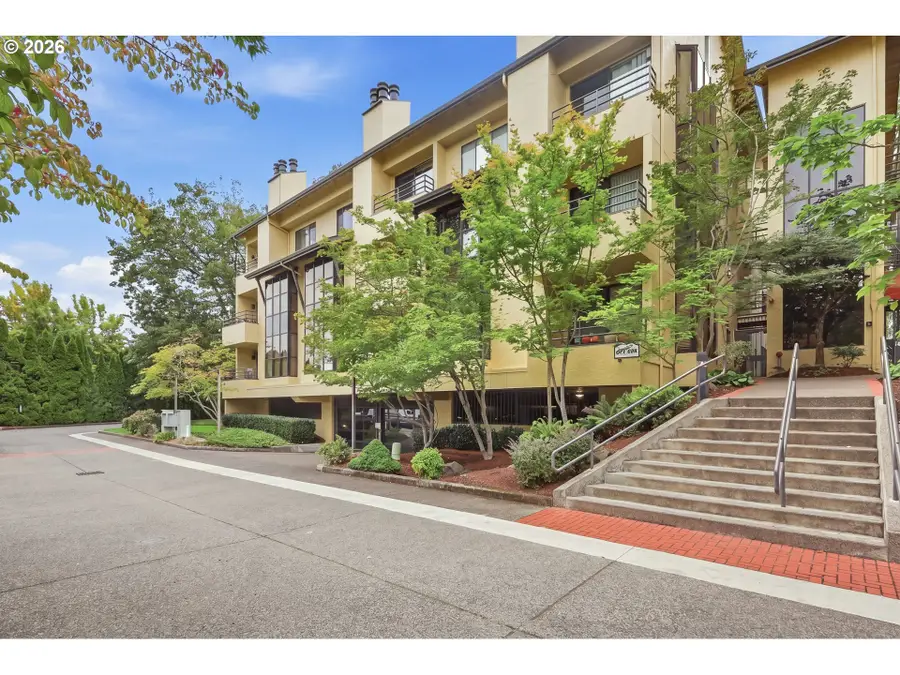 690 Wimbledon Ct, Eugene, OR 97401 - #2