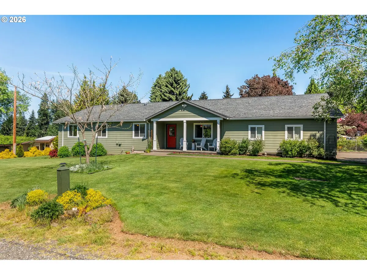 3390 Mccarthy Dr, Hood River, OR 97031 - #1