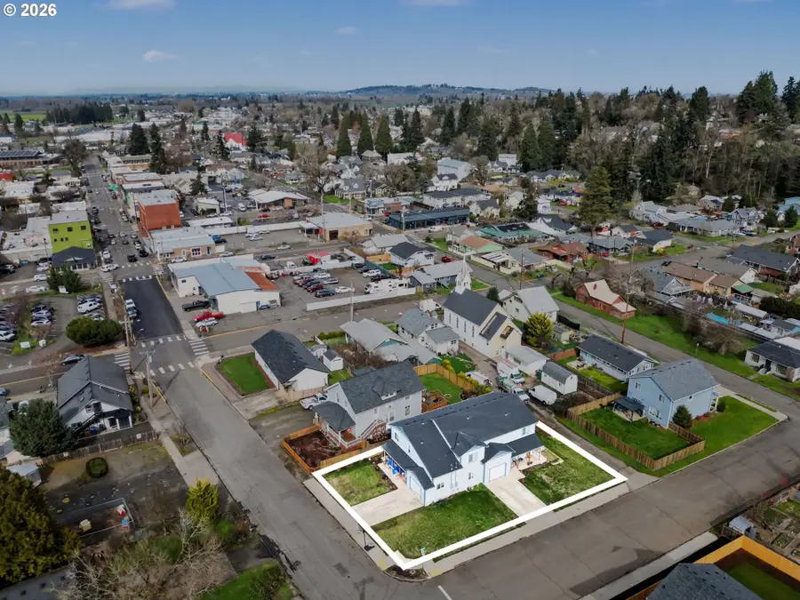 301 S 1st St. St, Silverton, OR 97381 - #3