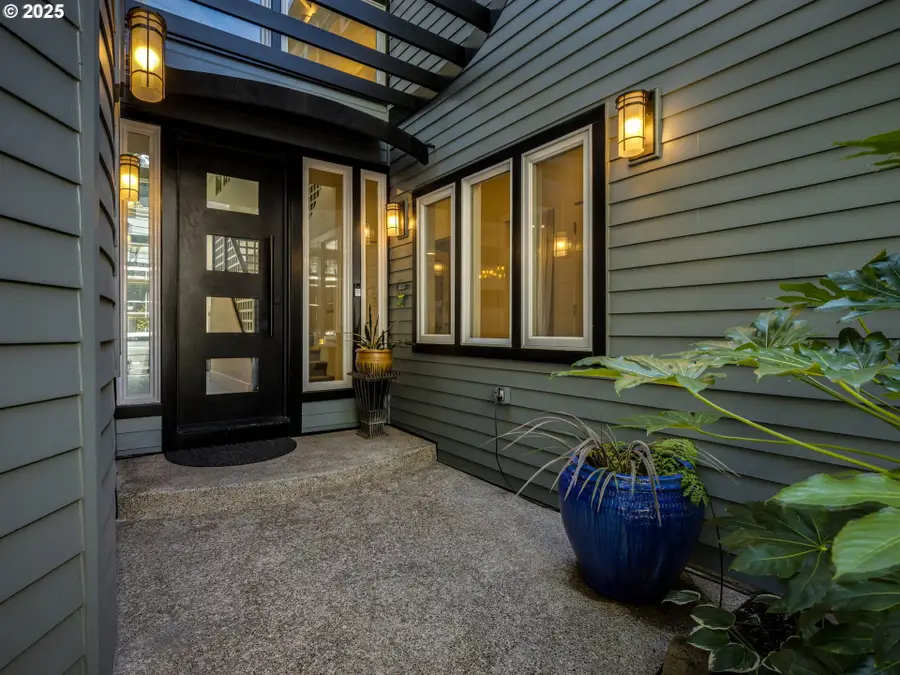 17210 Cedar Rd, Lake Oswego, OR 97034 - Image #3