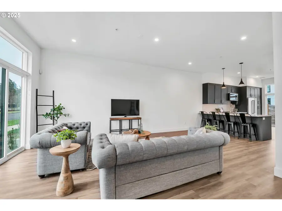 171 E 20th Ave, Eugene, OR 97405 - Image #3