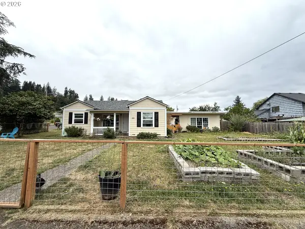 914 4th Ave, SweetHome, OR 97386