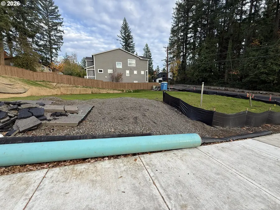 484 SW 95th Ave, Portland, OR 97225 - #2