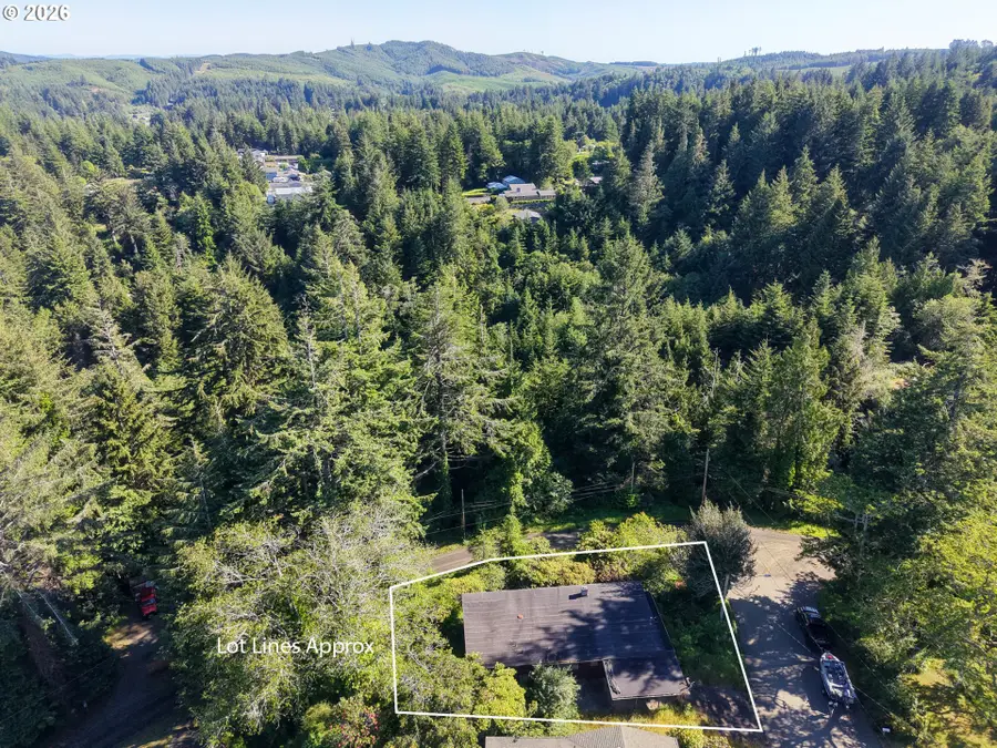 1840 S 19th St, Coos Bay, OR 97420 - #3