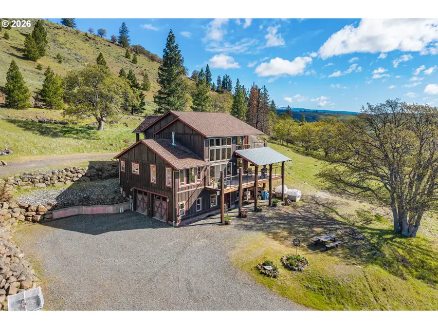 115 Wahkiacus Heights Rd, Wahkiacus, WA 98670 - #2