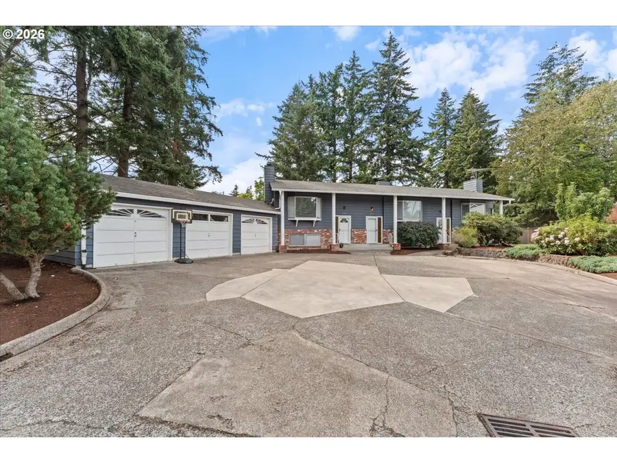 201 SE 176th Pl, Portland, OR 97233 - #2