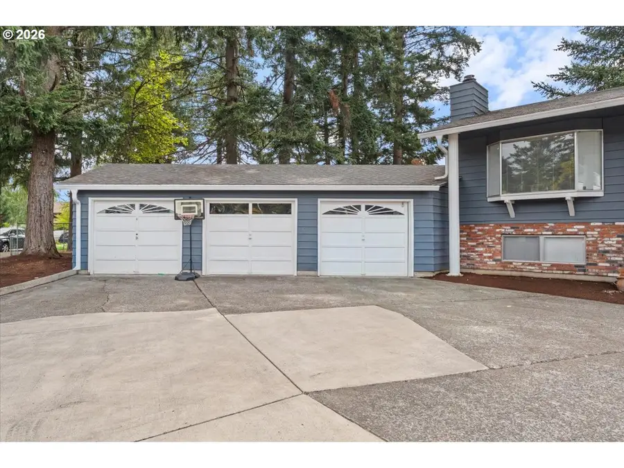 201 SE 176th Pl, Portland, OR 97233 - #3