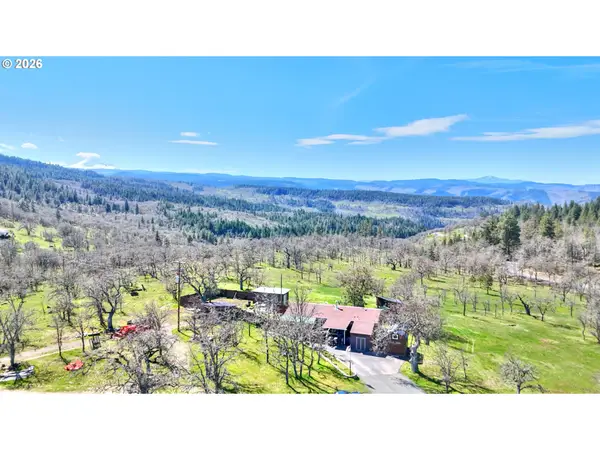 2505 Dry Creek Rd, Mosier, OR 97040