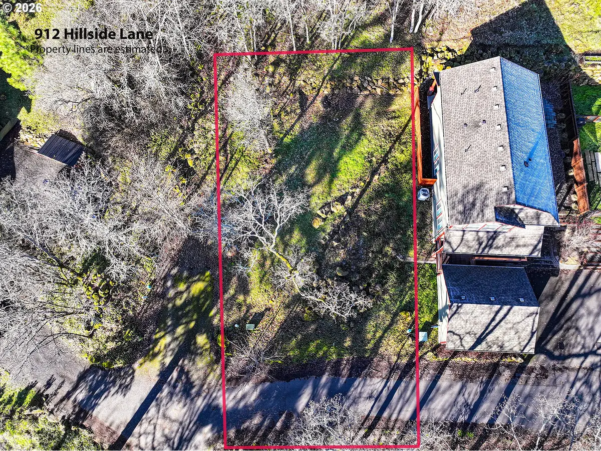 912 Hillside Ln, White Salmon, WA 98672 - #1