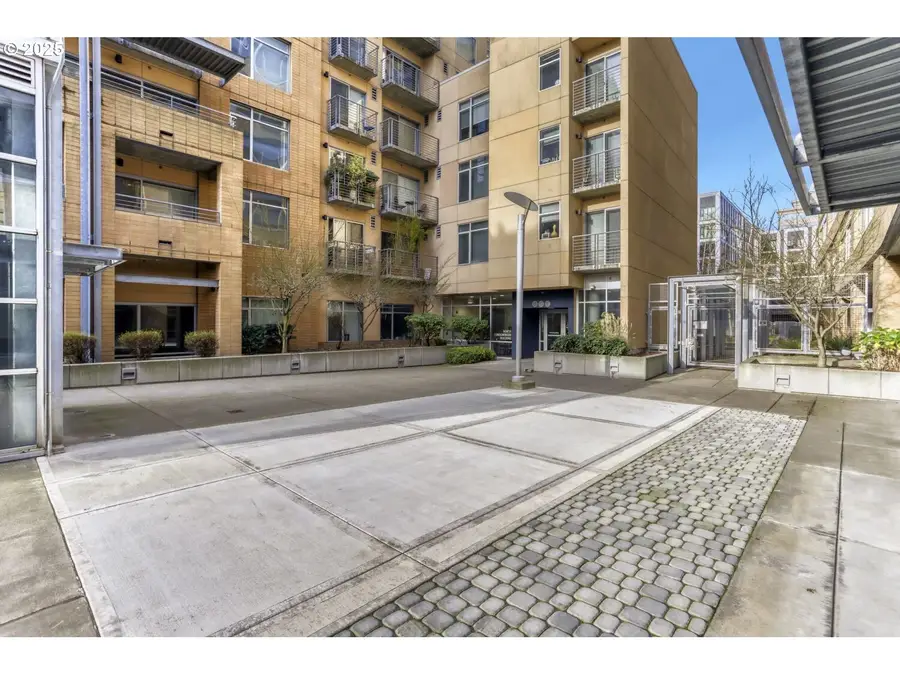 701 Columbia St #110, Vancouver, WA 98660 - Image #2