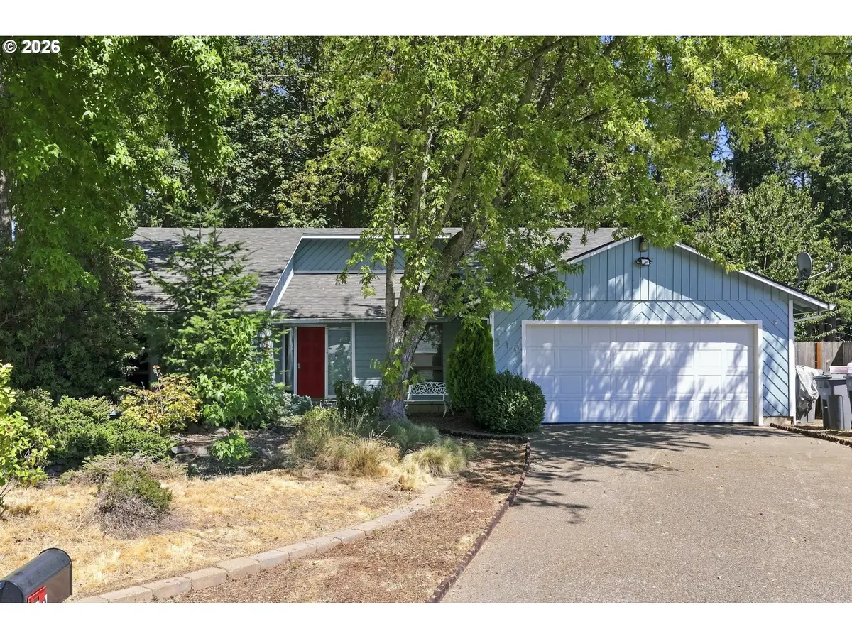 310 NE Kingwood St, McMinnville, OR 97128 - #1