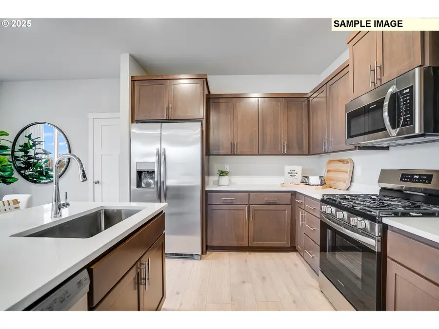 7270 SE Butternut Creek Pkwy, Hillsboro, OR 97123 - Image #2