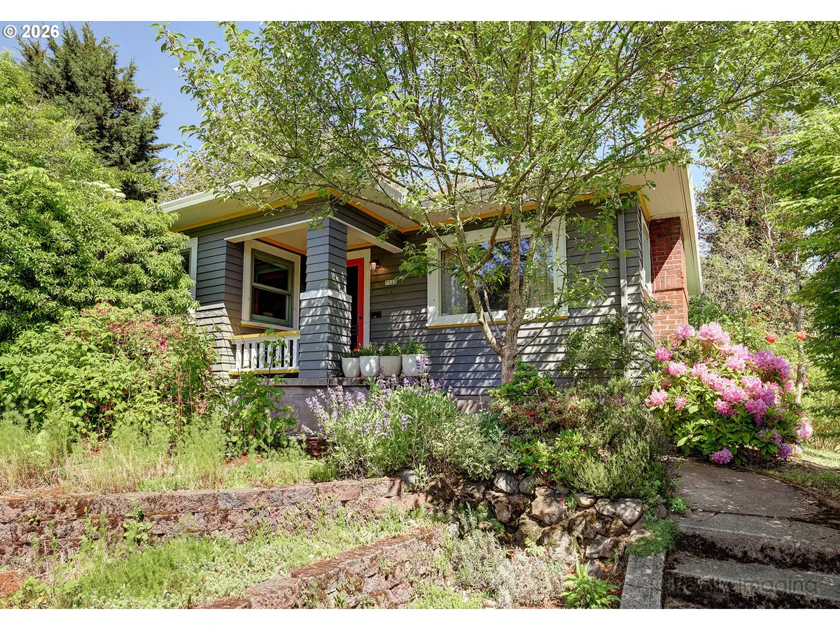 7523 SE Washington St, Portland, OR 97215 - #1