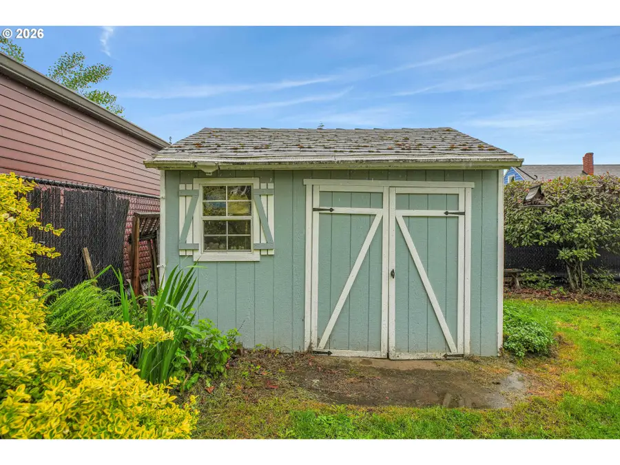 6433 NE Durham Ave, Portland, OR 97211 - #2
