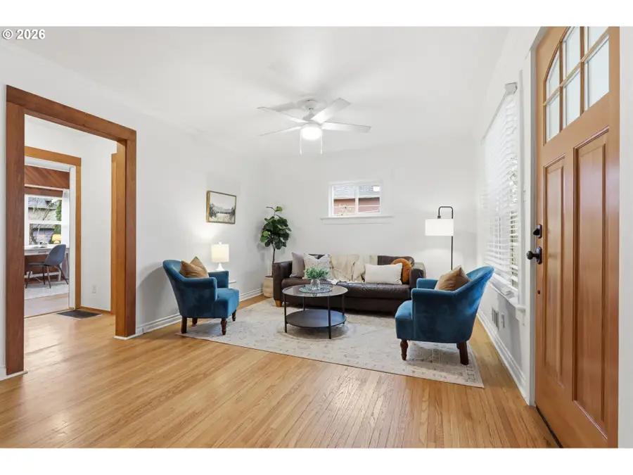 1644 N Ainsworth St, Portland, OR 97217 - #3