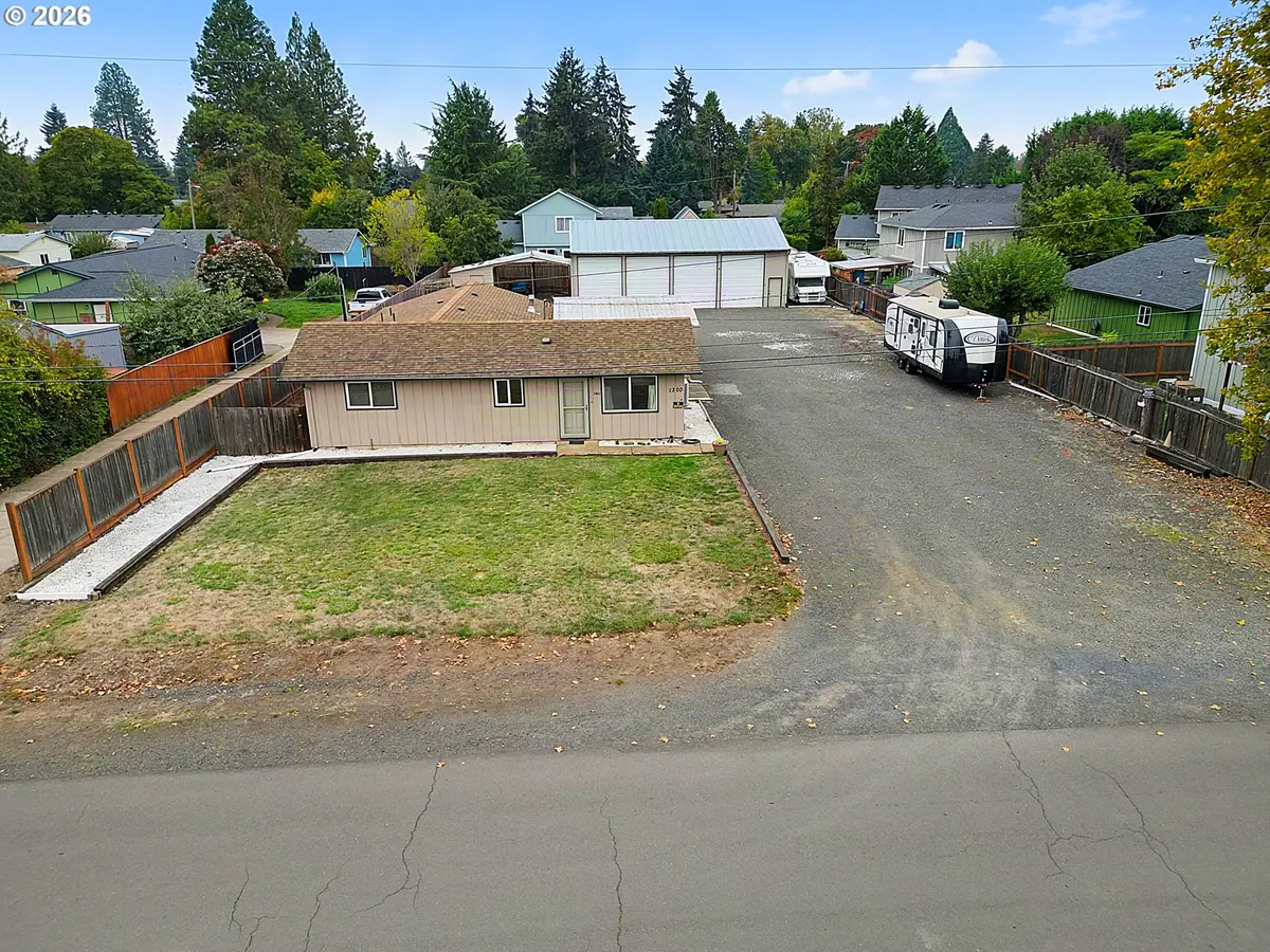 1300 Ellsworth St, Eugene, OR 97402 - #1