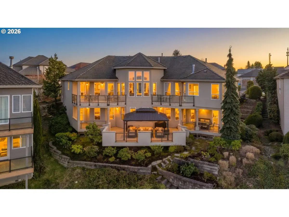 2305 NW Douglas St, Camas, WA 98607 - Image #1