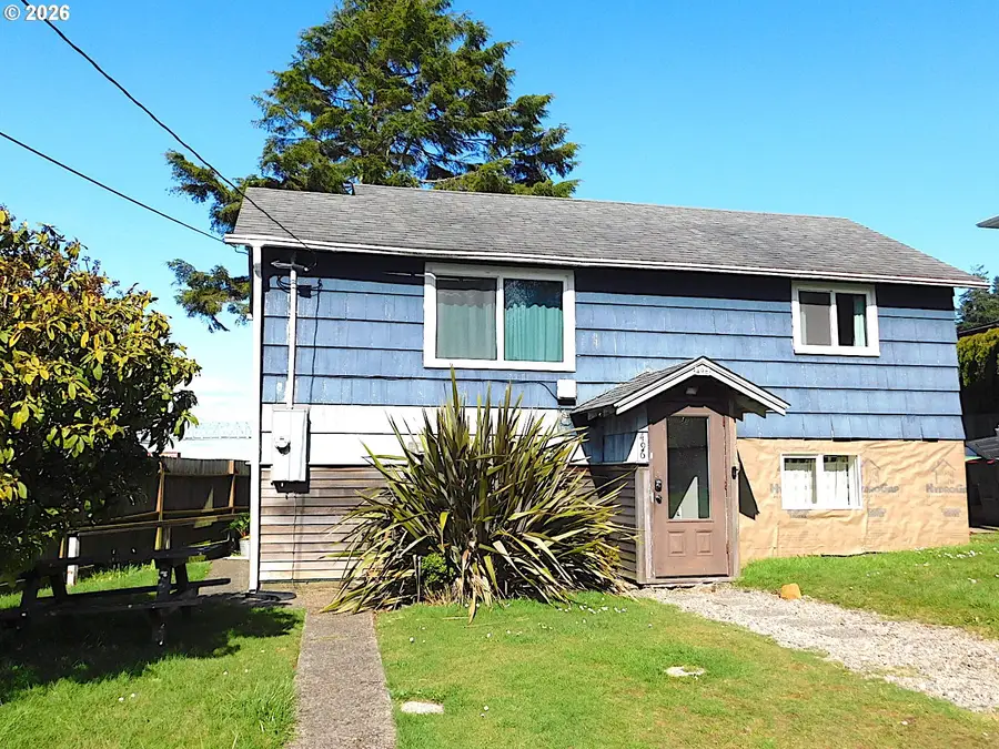 496 Hamburg Ave, Astoria, OR 97103 - #2
