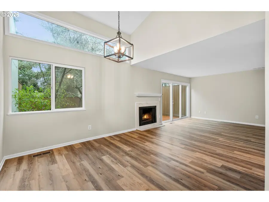 1865 NW Rolling Hill Dr, Beaverton, OR 97006 - #3