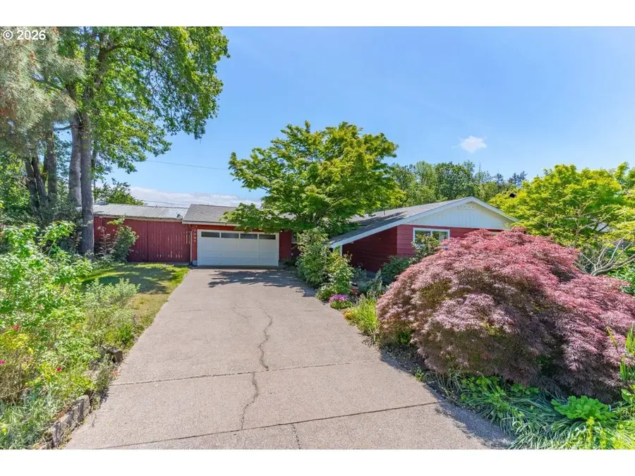 1490 Acacia Ave, Eugene, OR 97408 - #3