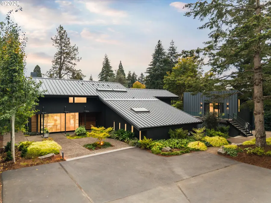 942 S Palatine Hill Rd, Portland, OR 97219 - #3