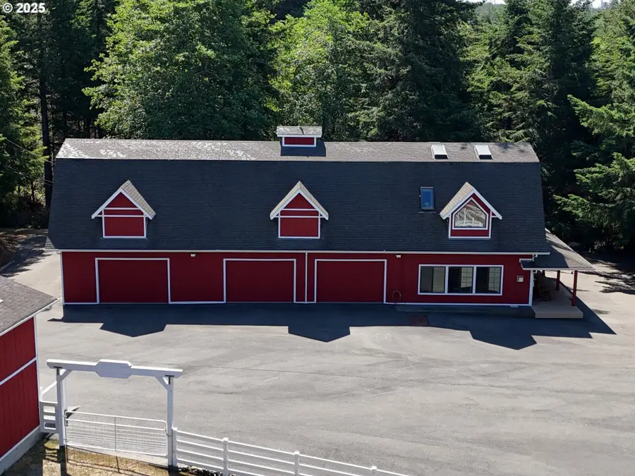 17769 Rainbow Rock Rd, Brookings, OR 97415 - #3