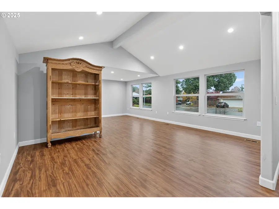 9965 SW Pimlico Ter, Beaverton, OR 97008 - Image #3