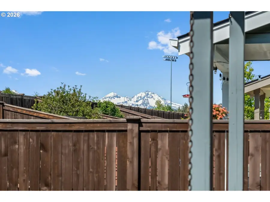 4124 SW Coyote Ave, Redmond, OR 97756 - #3