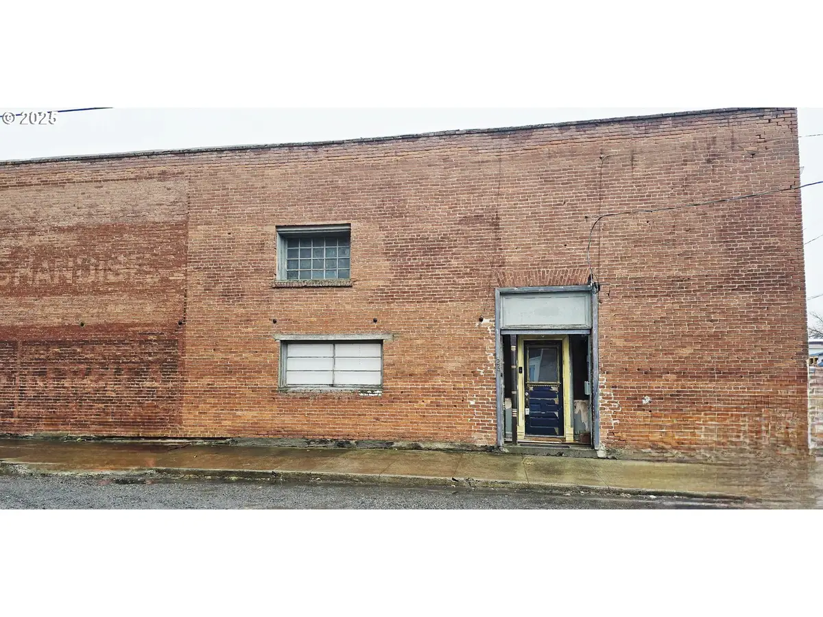 306 S Main St, Union, OR 97883 - Image #1