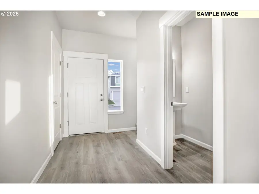 21 NW Mawrcrest Ave, Gresham, OR 97030 - Image #2