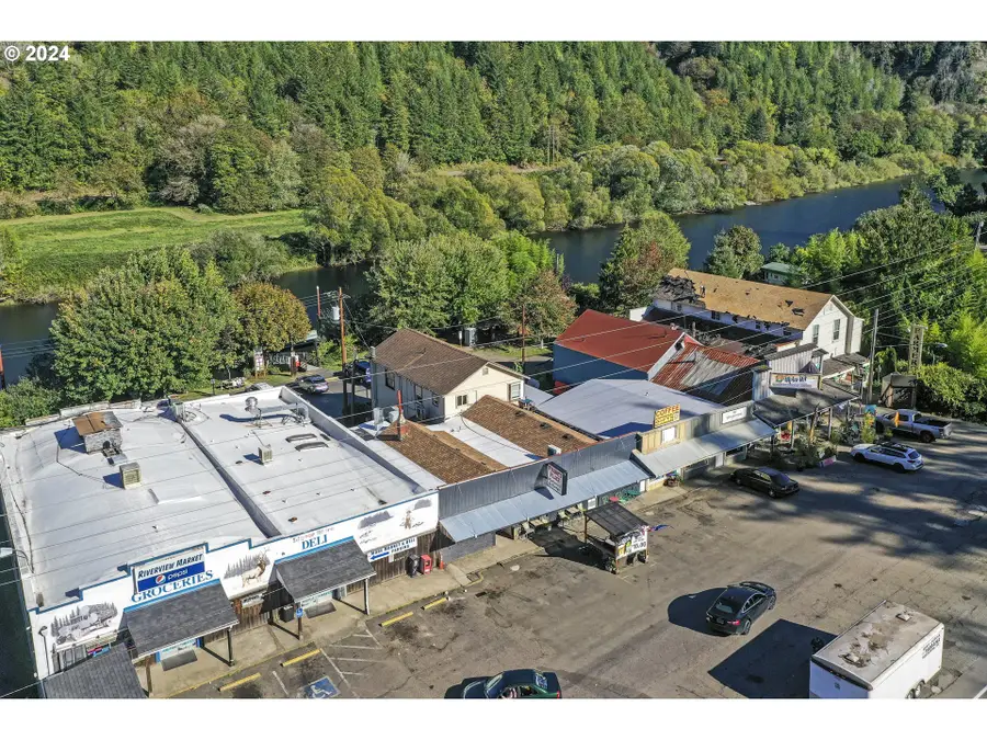 10786 Highway 126, Mapleton, OR 97453 - Image #3