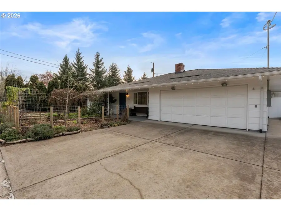 721 SE 135th Ave, Portland, OR 97233 - Image #3