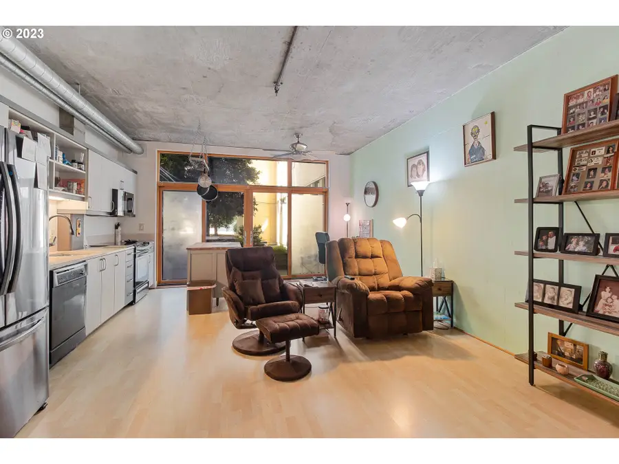 411 NW Flanders St #312, Portland, OR 97209 - Image #3