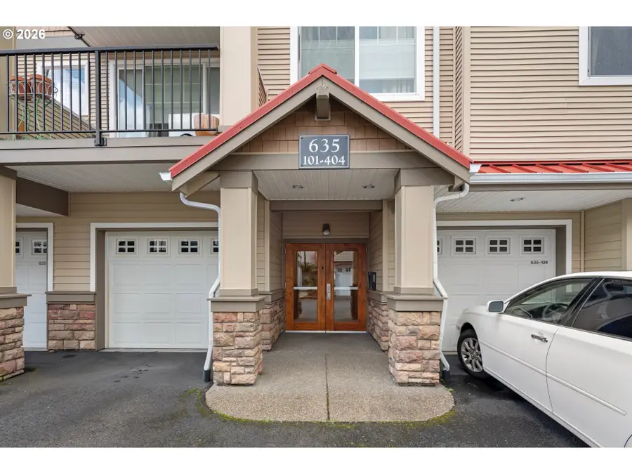 635 NW Lost Springs Ter #401, Portland, OR 97229 - #2