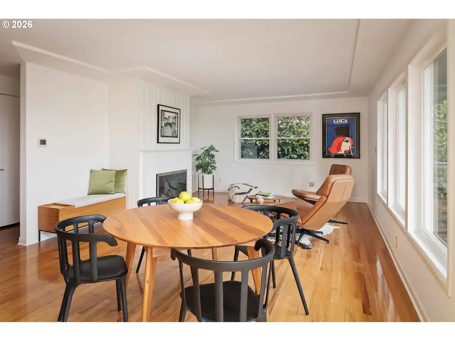 3321 SW Fairmount Blvd, Portland, OR 97239 - #3