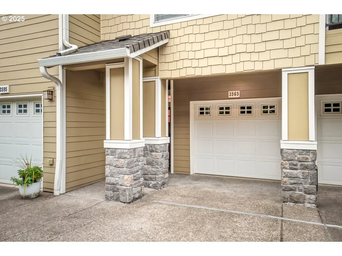 3565 Summerlinn Dr, West Linn, OR 97068 - #1