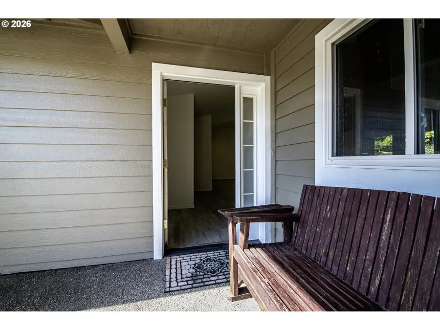 1751 Willow Loop, Florence, OR 97439 - #3